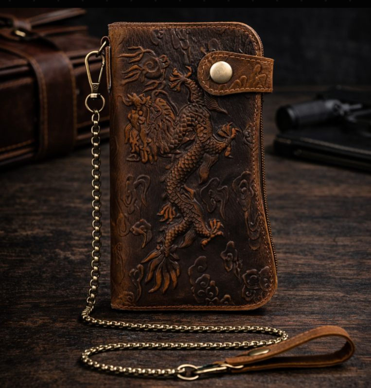 Cartera de Cuero Grabado con Cadena